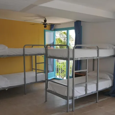 Hostel Utopia House