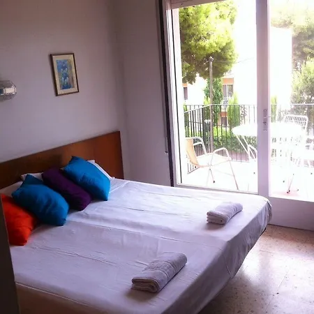 Utopia House *