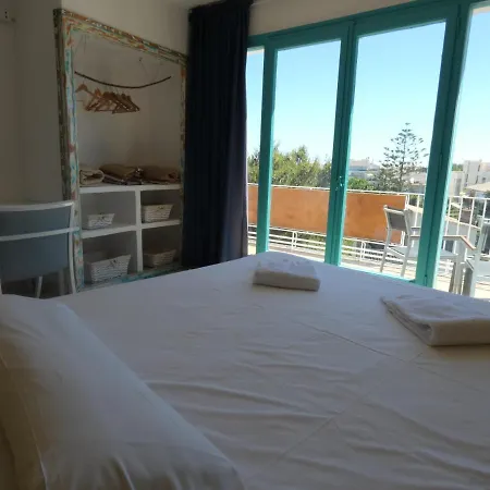 Utopia House Hostel Sitges