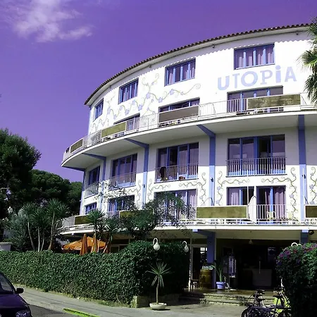 Utopia House Hostel Sitges