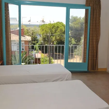 Utopia House Hostel Sitges