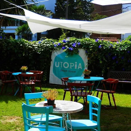Utopia House Vandrarhem Sitges