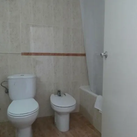 Utopia House Hostel *