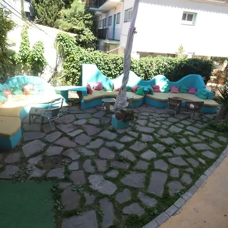 Hostel Utopia House Sitges